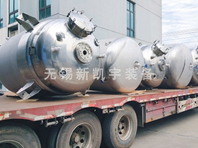 啟福醫藥反應釜發貨